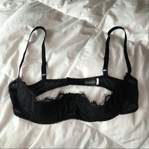 Fredrick's of Hollywood shelf bra